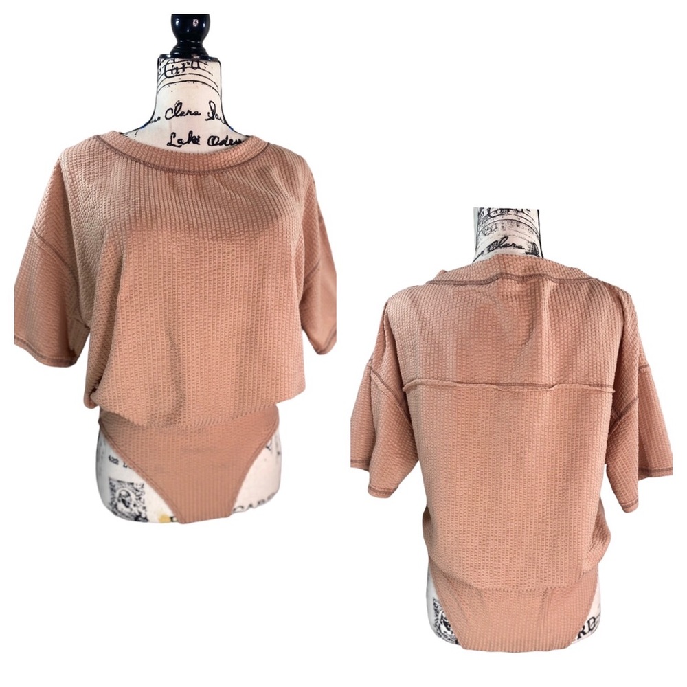 ENTRO - Short Sleeve Textured 2-Snap One Piece Bodysuit - L - in Terracotta